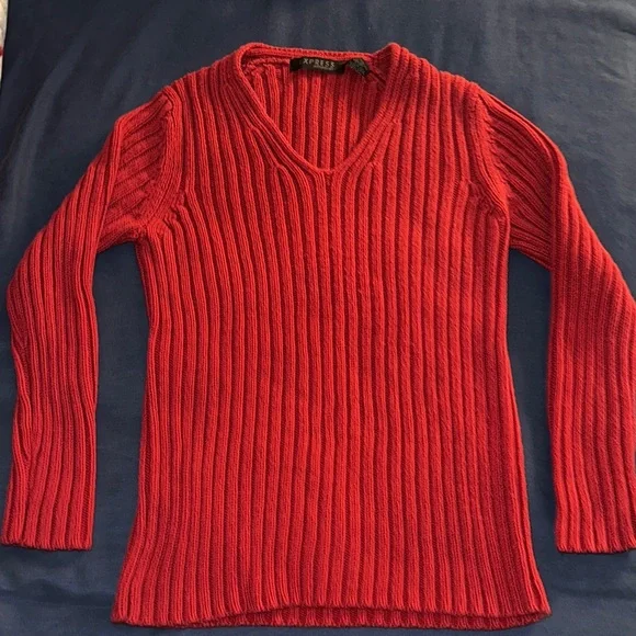 Express Women's Vibrant Red V-Neck Sweater - Picture 3 of 3